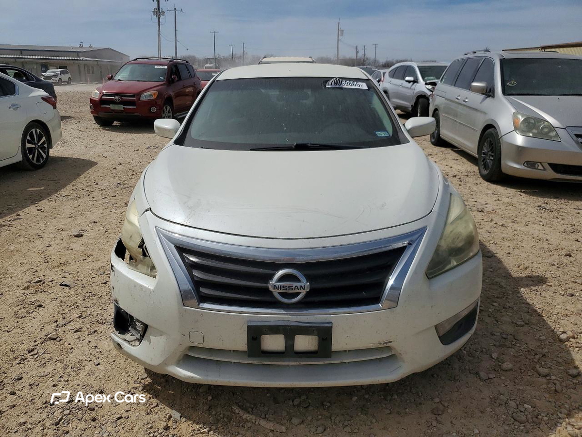 Nissan Altima 2015