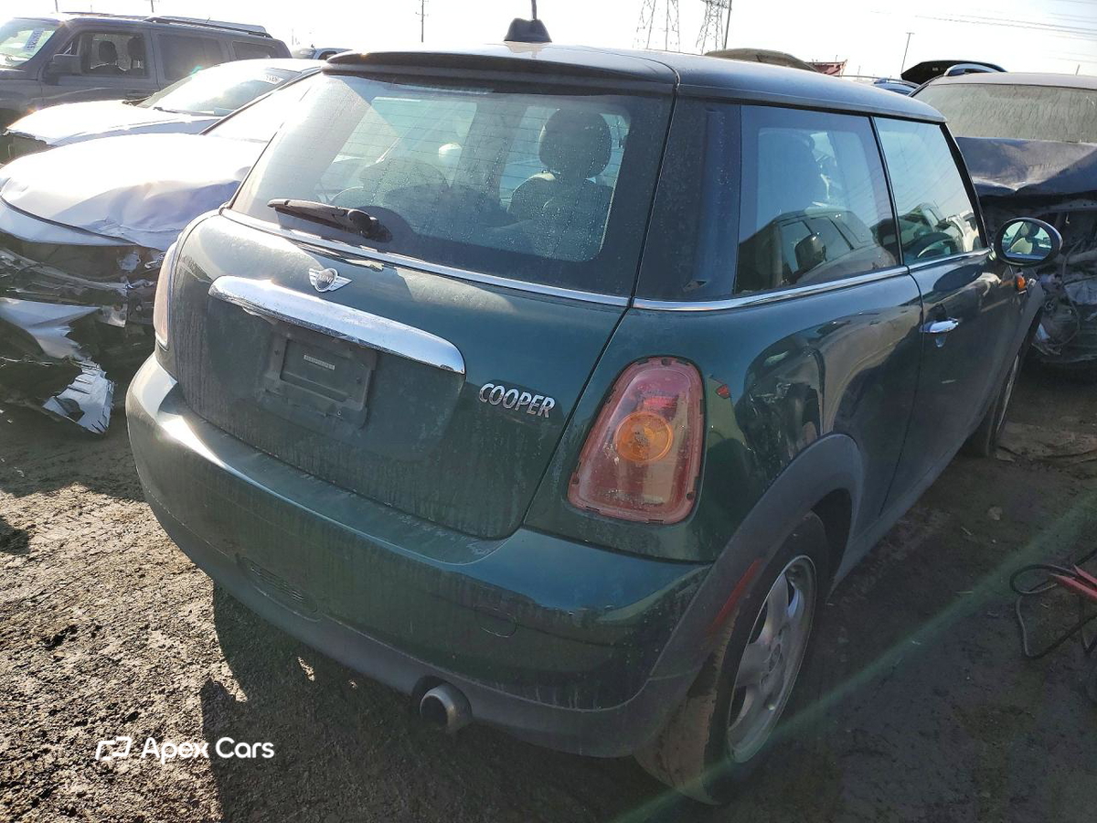 MINI Cooper 2010