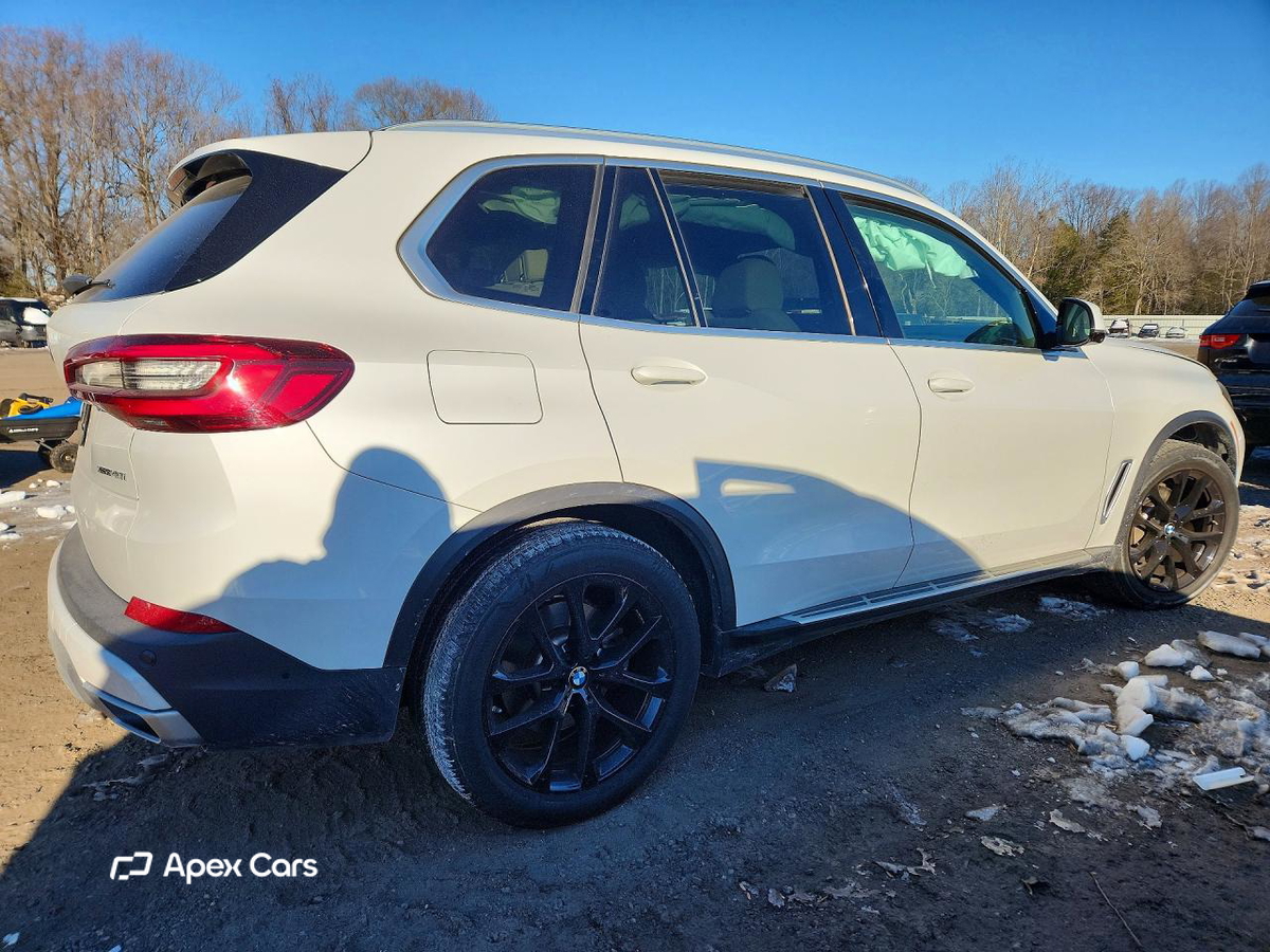 BMW X5 2022