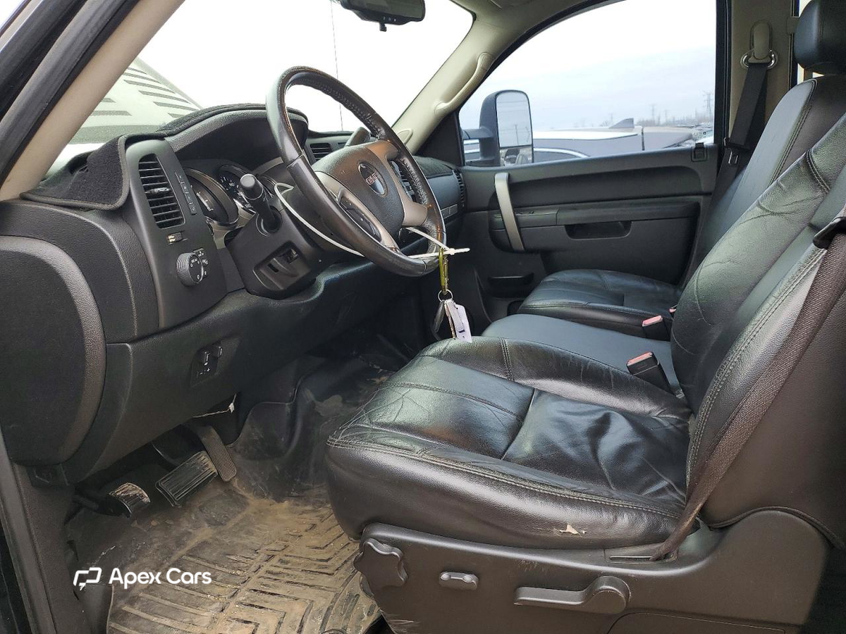 GMC Sierra 2011