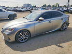 Lexus IS 2019