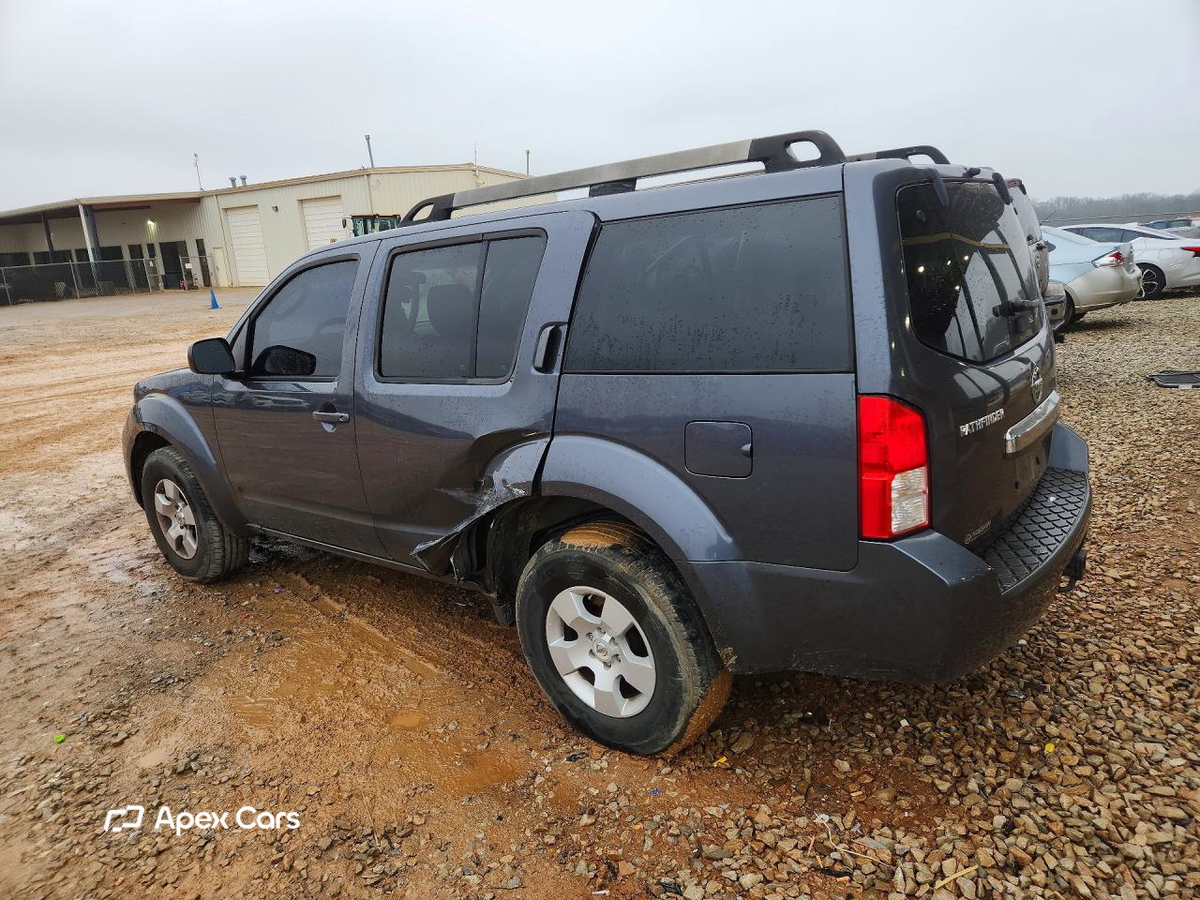 Nissan Pathfinder 2011