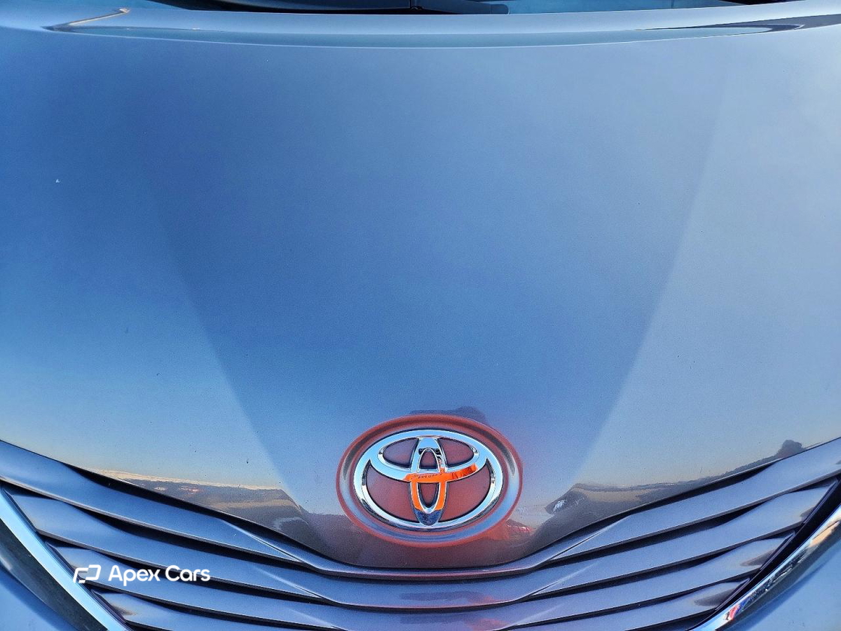 Toyota Sienna 2016