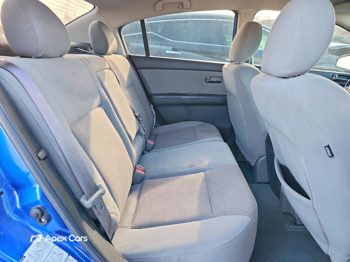 Nissan Sentra 2011