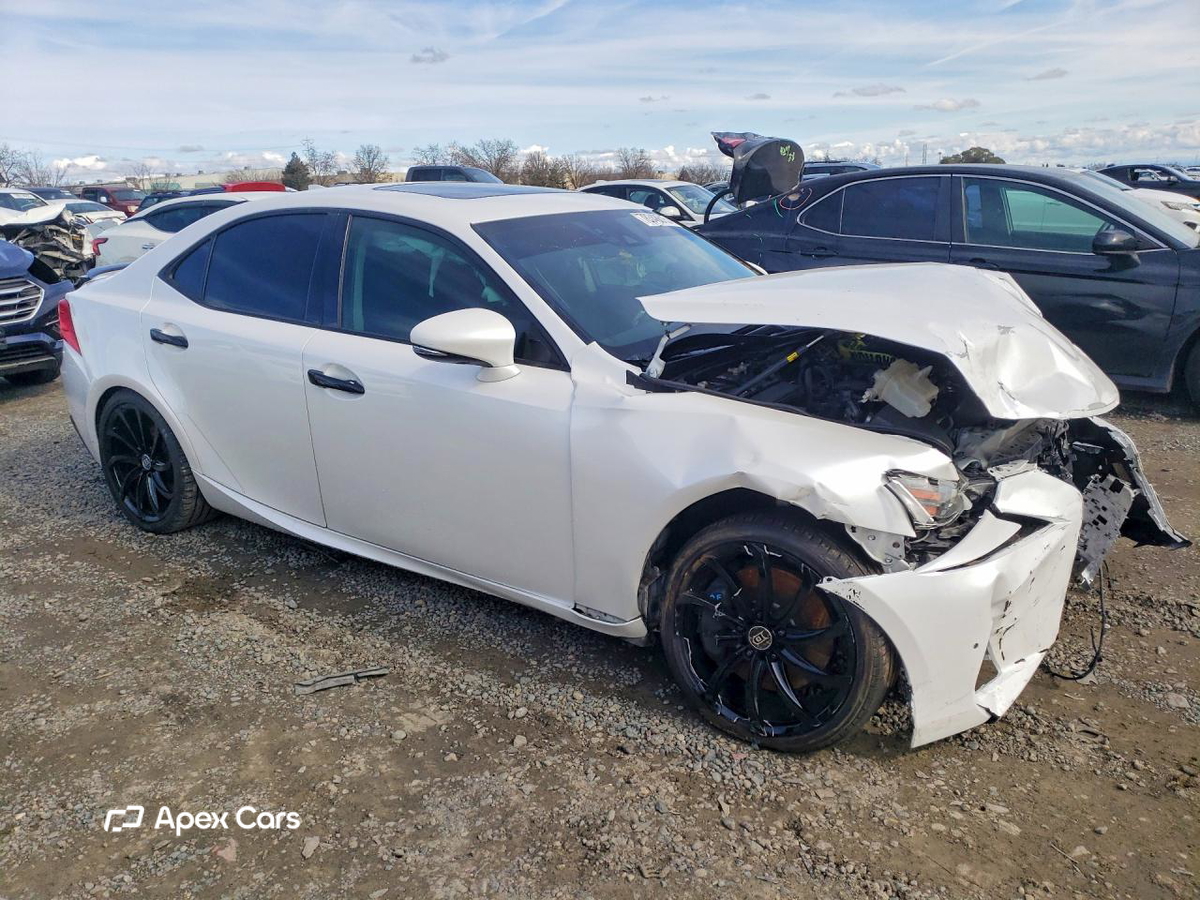 Lexus IS 2018