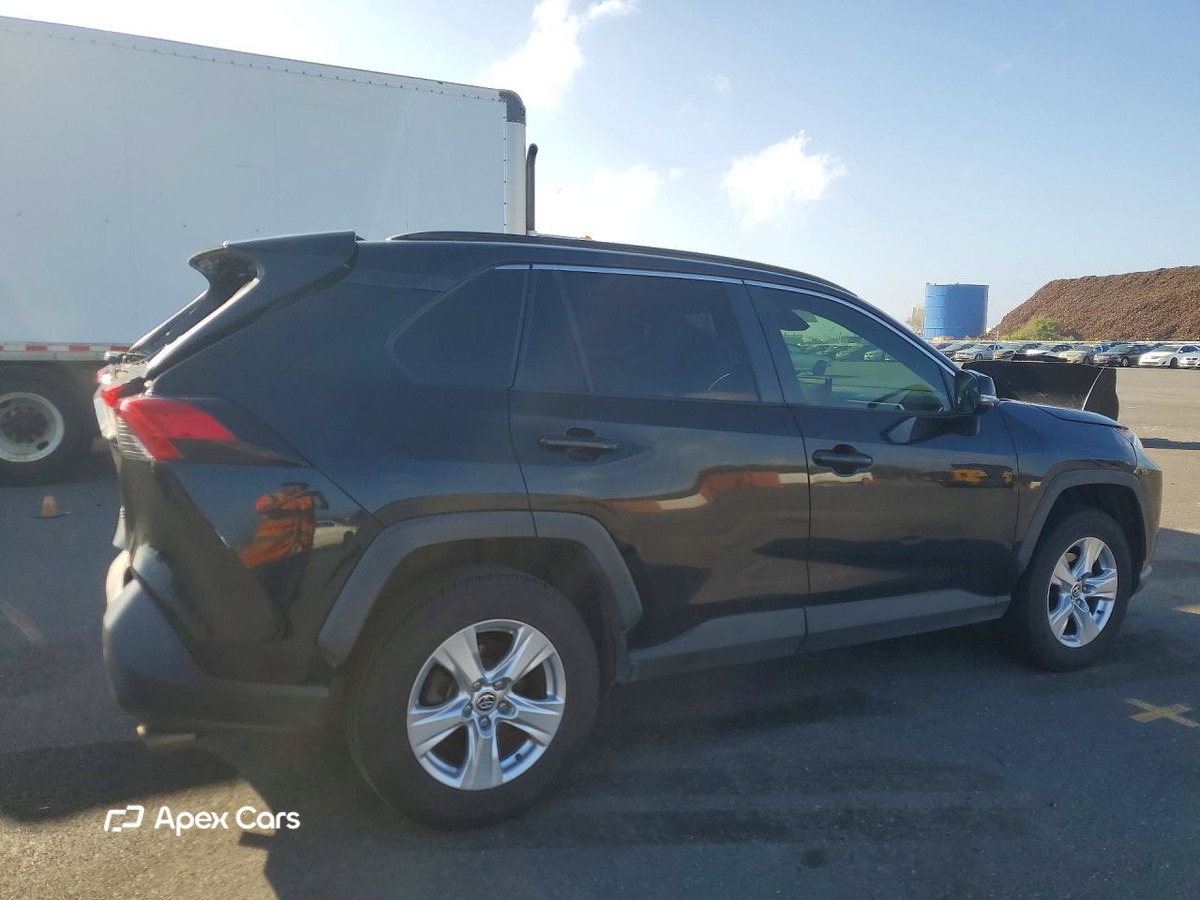 Toyota RAV 4 2021