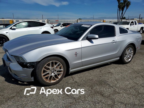 Ford Mustang 2013 - Image 1 of 13