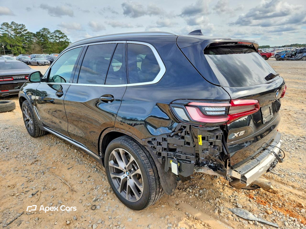 BMW X5 2021
