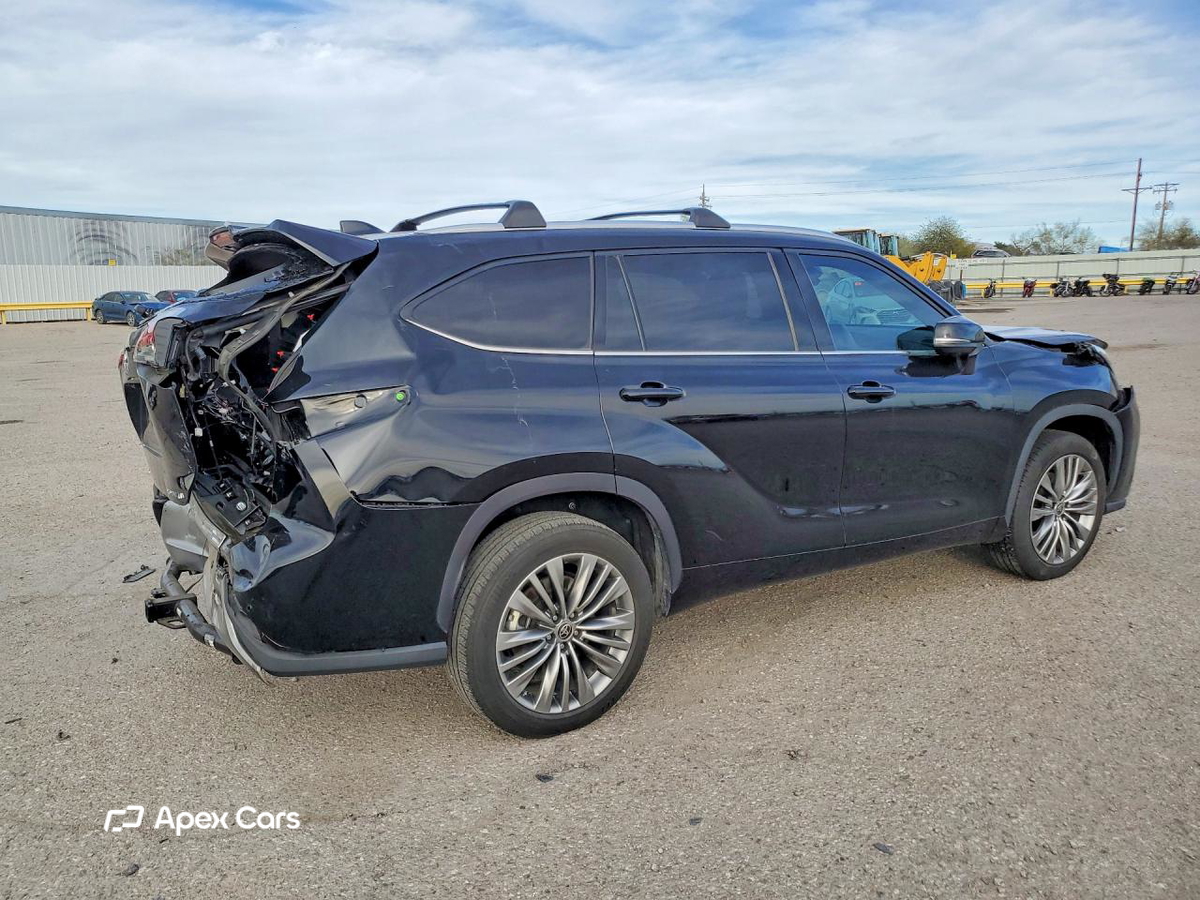 Toyota Highlander 2021