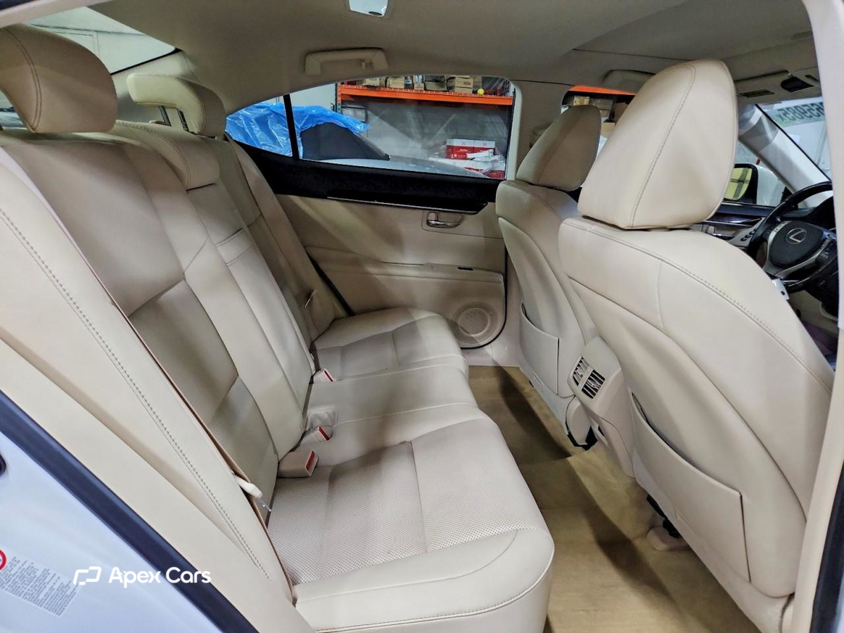 Lexus ES 2015
