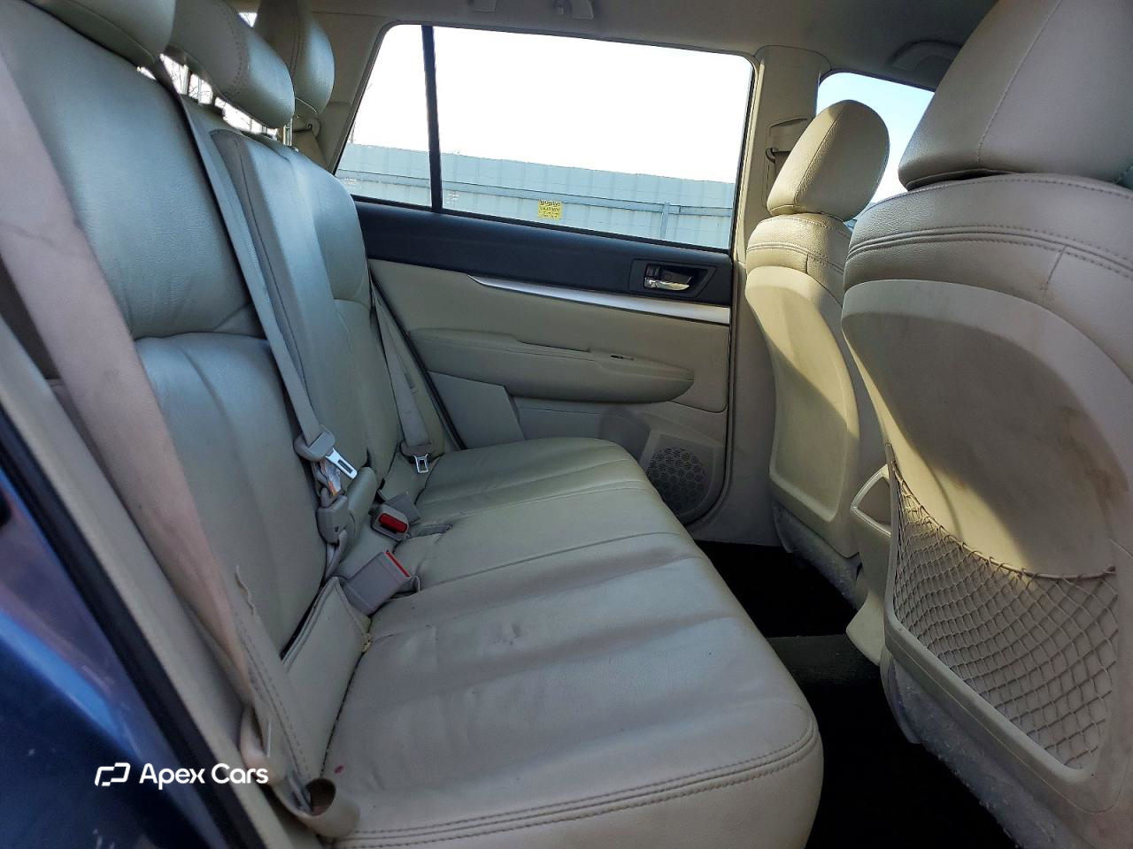Subaru Outback 2014