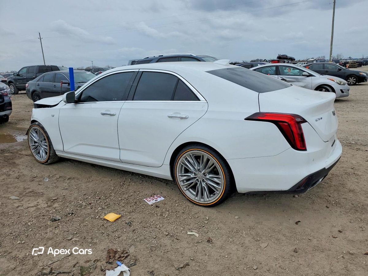 Cadillac CT4 2023