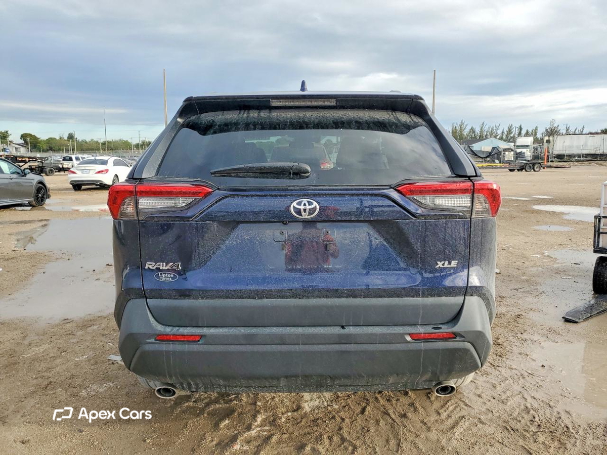 Toyota RAV 4 2023