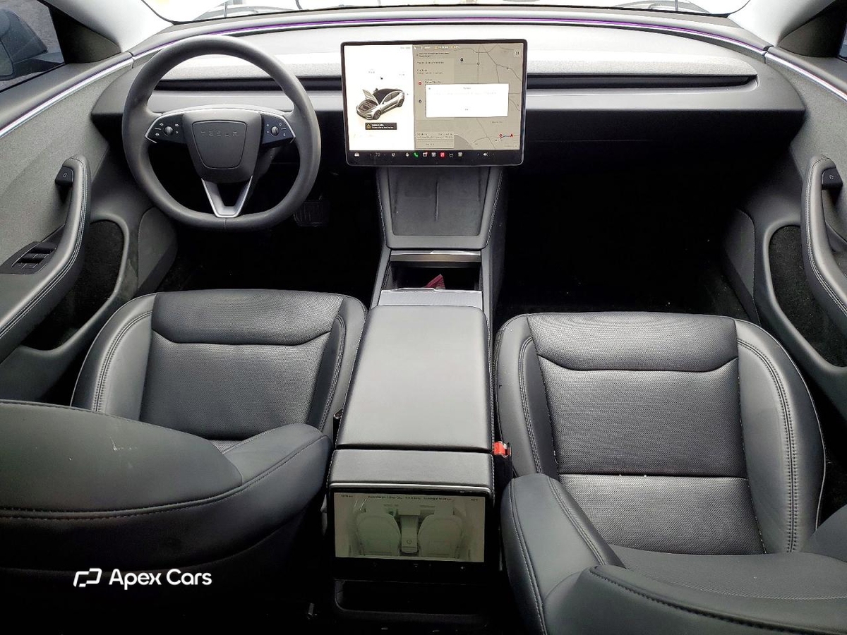 Tesla Model 3 2024
