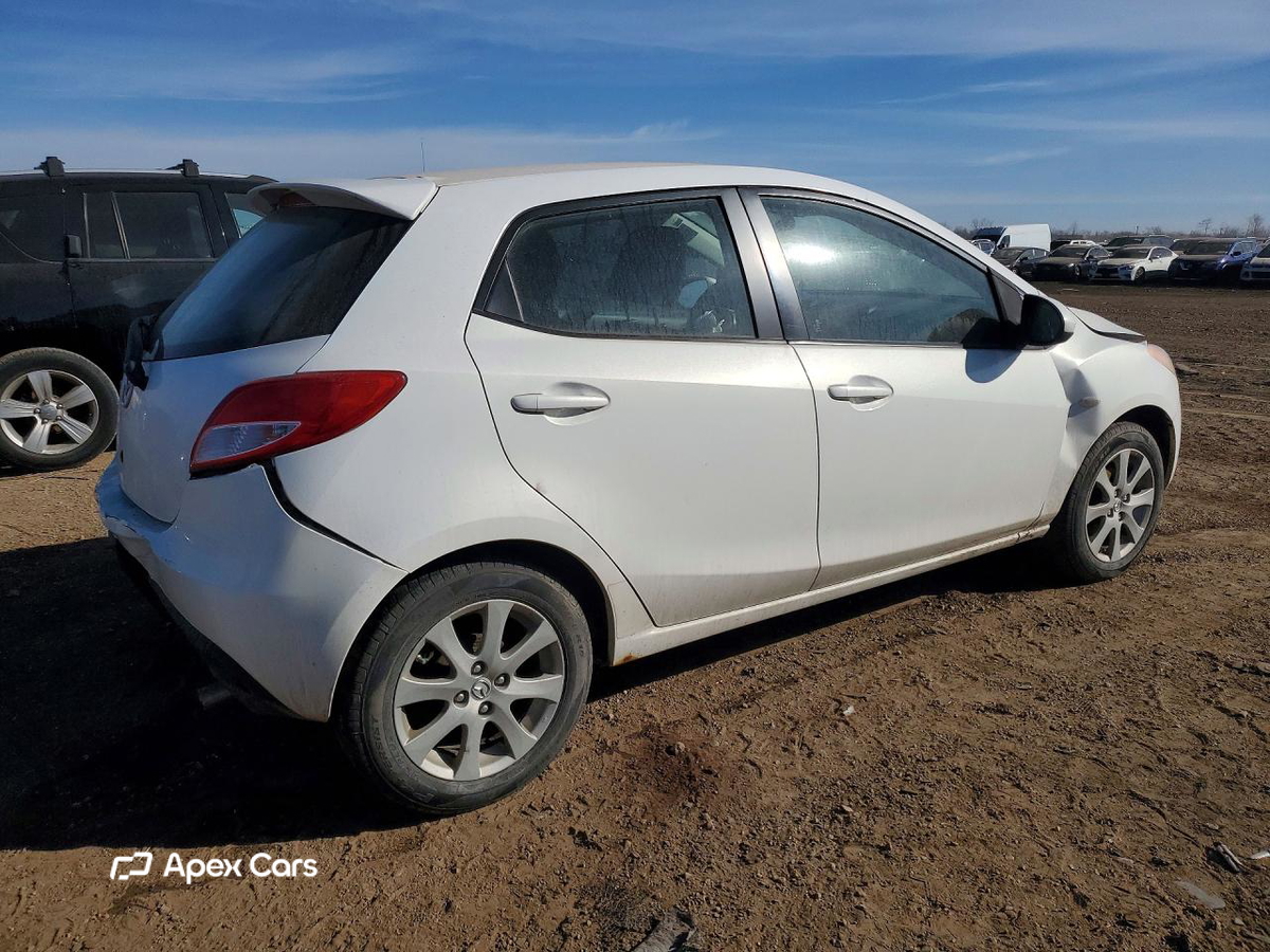 Mazda 2 2012