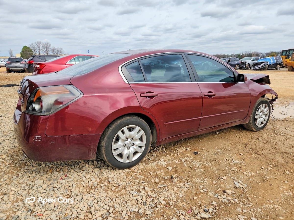 Nissan Altima 2012