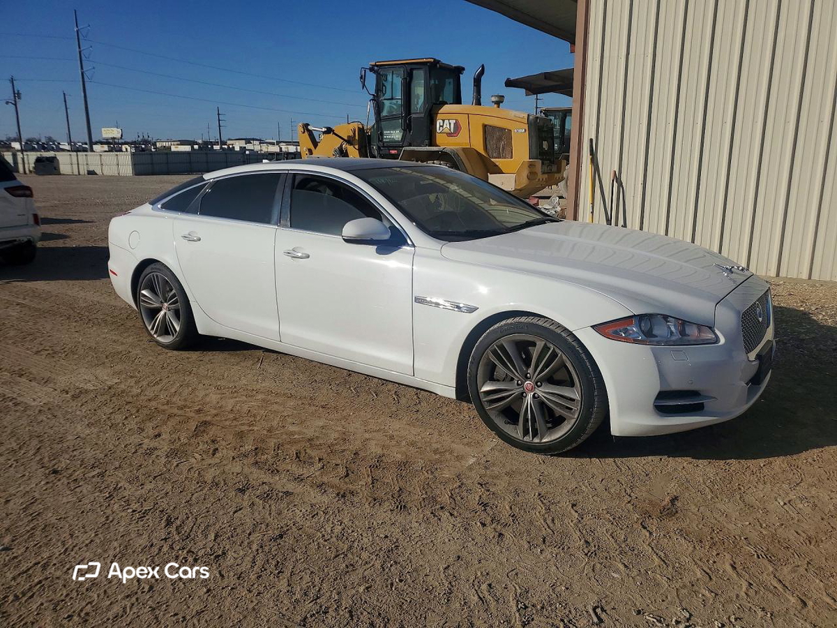 Jaguar XJ 2015