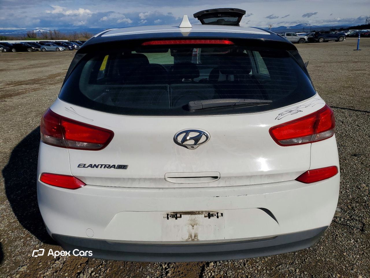 Hyundai Elantra 2018
