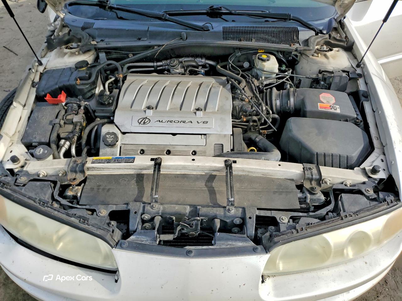 Oldsmobile Aurora 2003