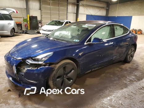 Tesla Model 3 2018 - Image 1 of 13