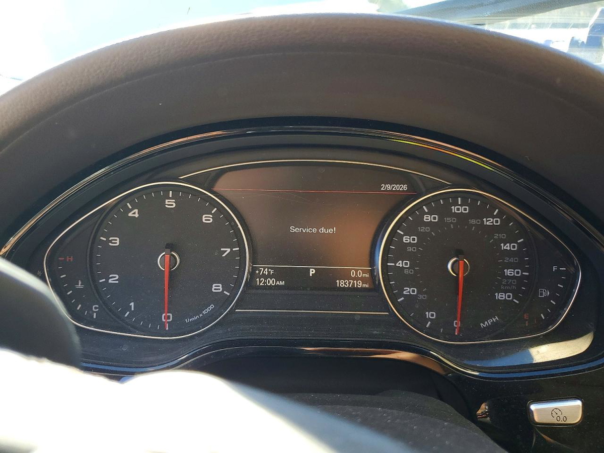 Audi A8 2012