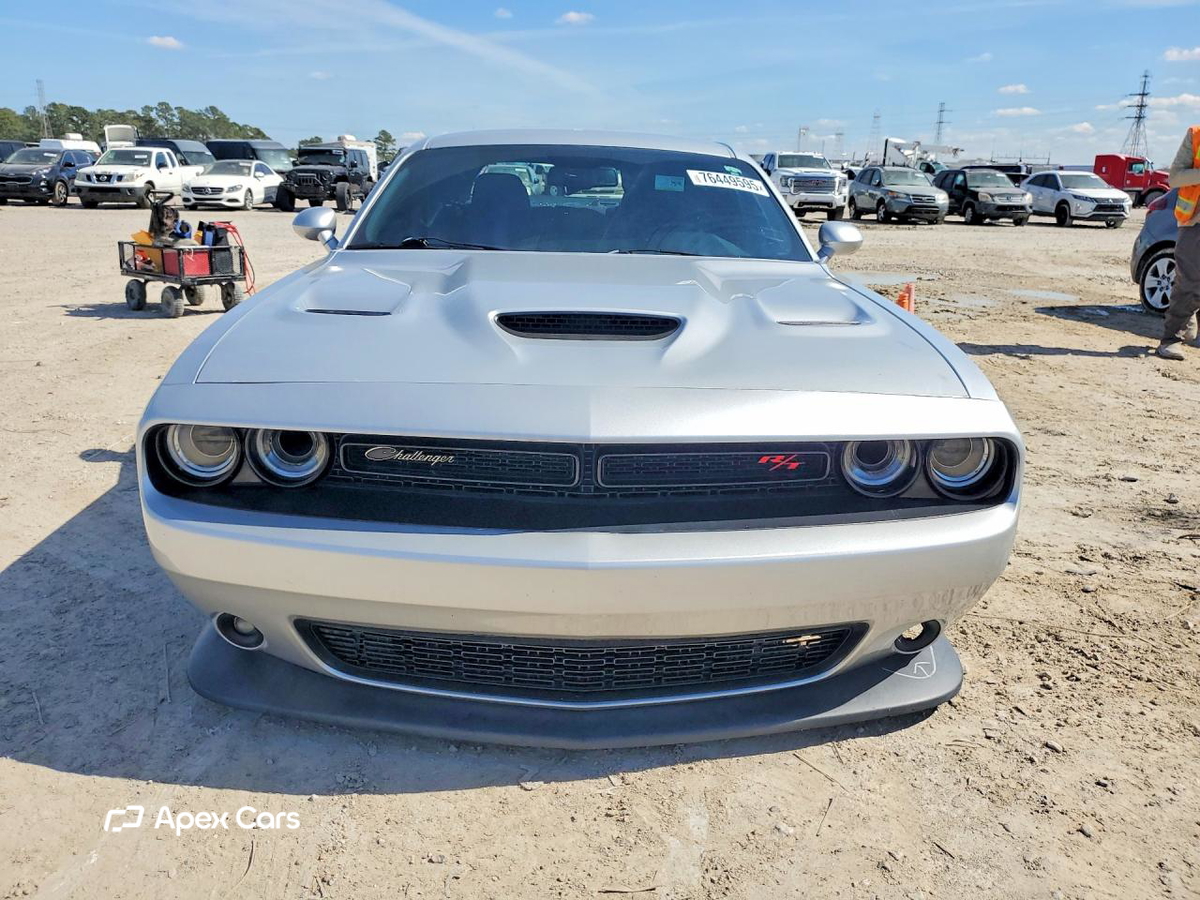 Dodge Challenger 2019