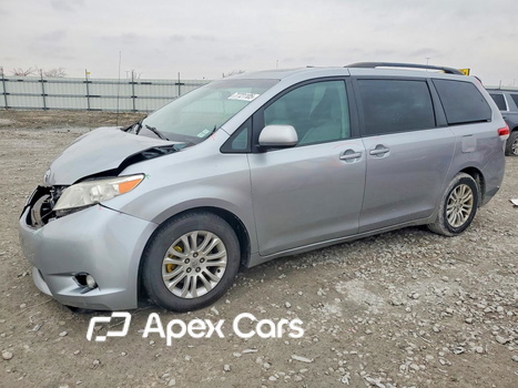 Toyota Sienna 2012 - Image 1 of 13
