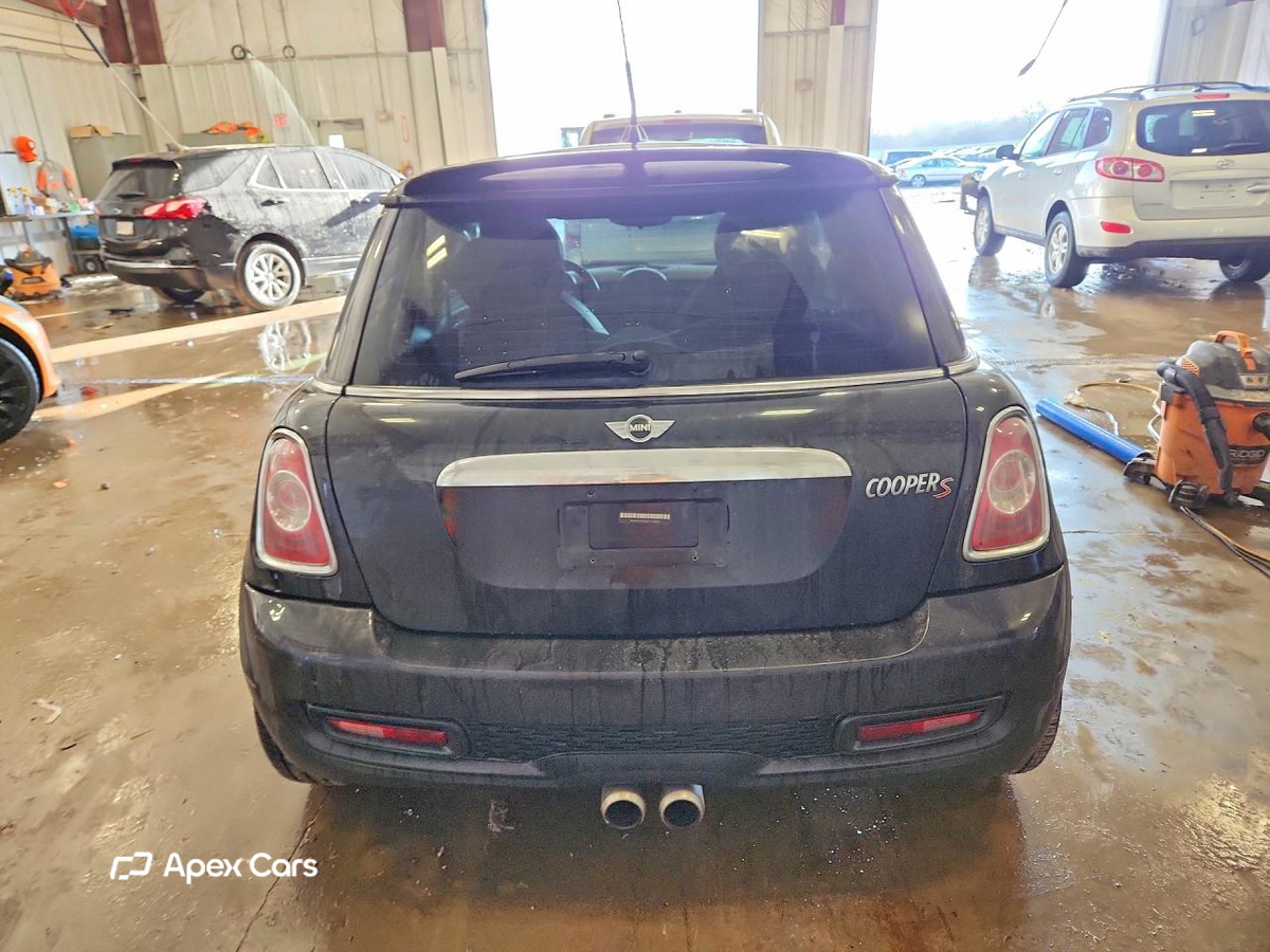 MINI Cooper 2012