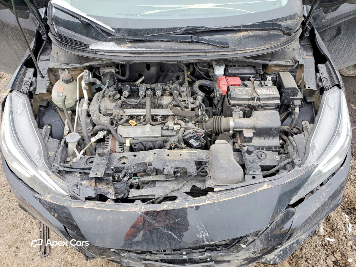 Nissan Versa 2021