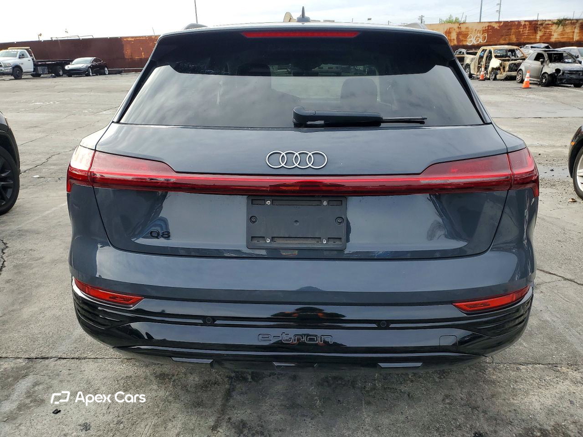 Audi Q8 2024