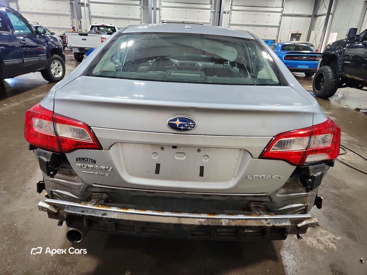 Subaru Legacy 2015