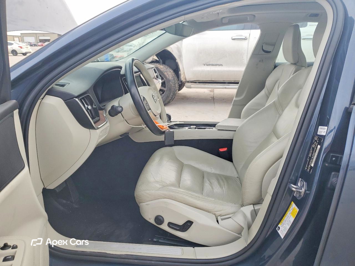 Volvo S60 2021
