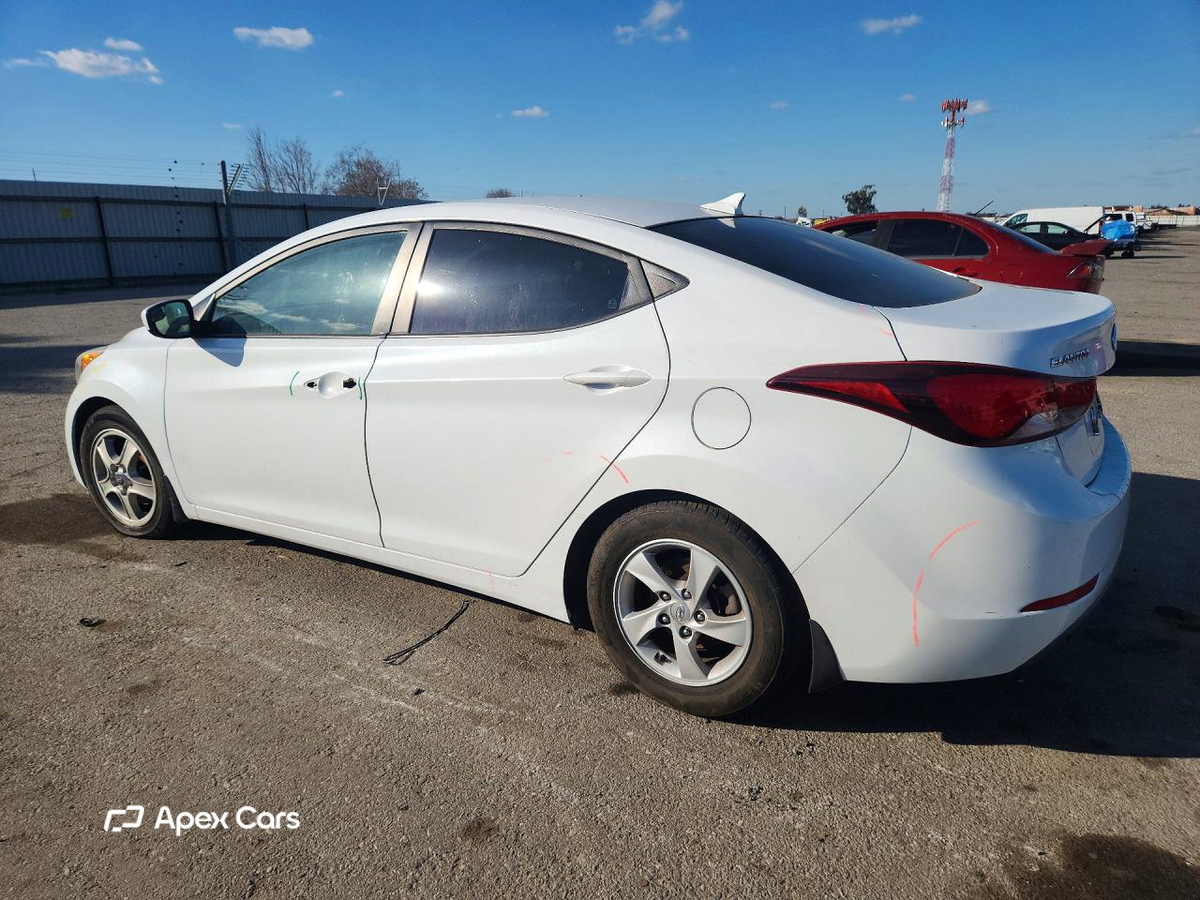 Hyundai Elantra 2015