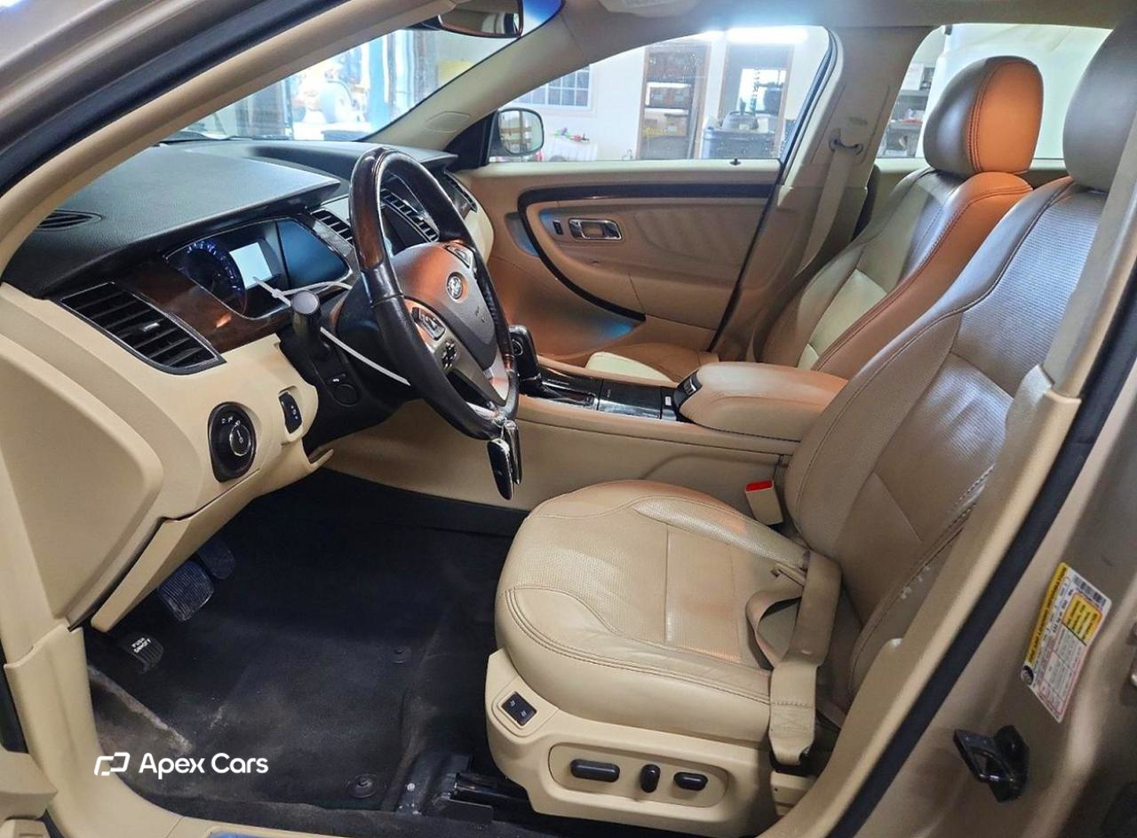 Ford Taurus 2017