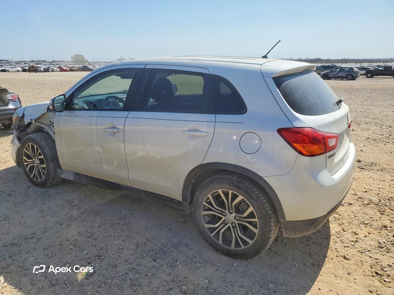Mitsubishi Outlander 2016