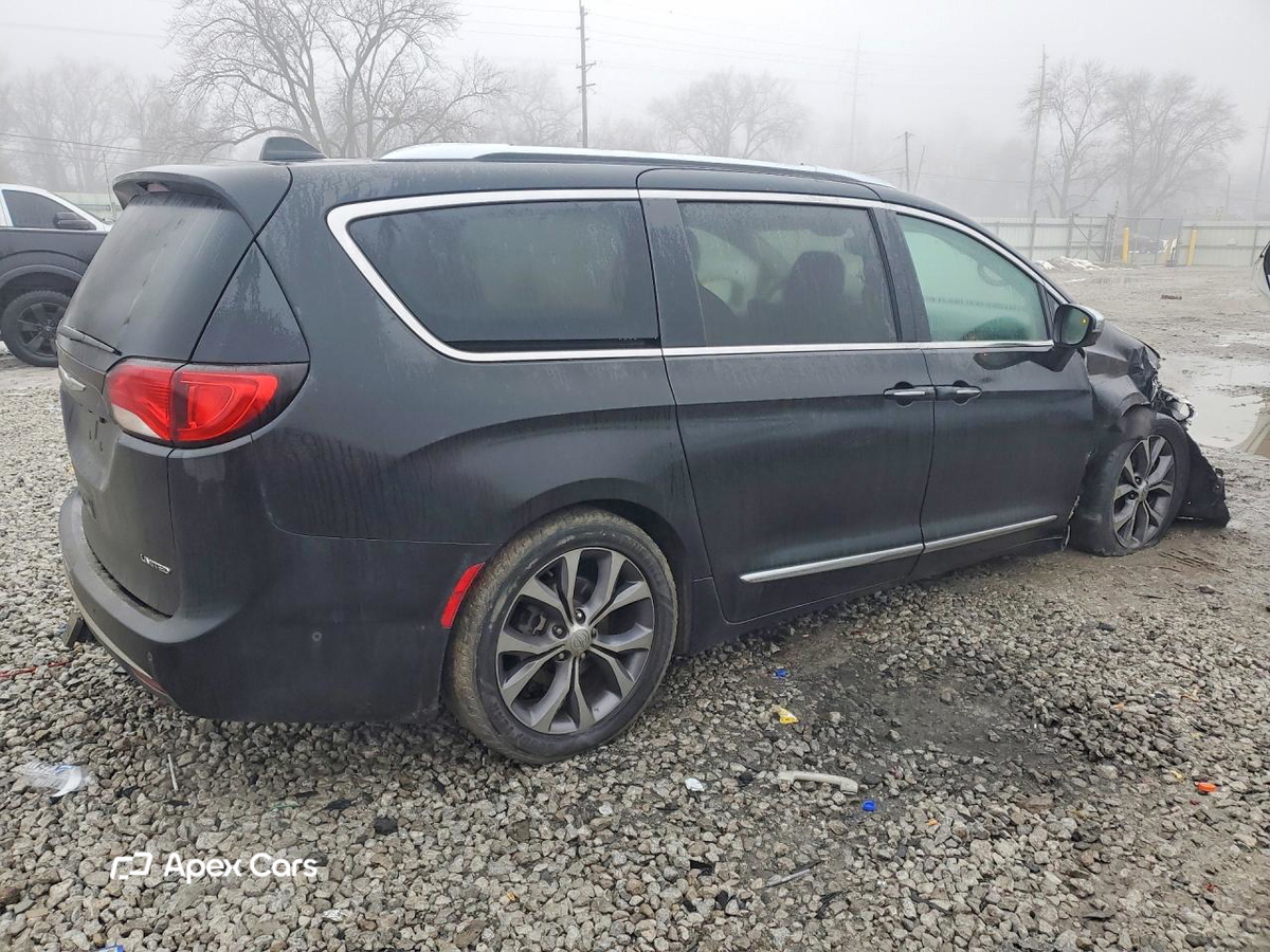 Chrysler Pacifica 2017