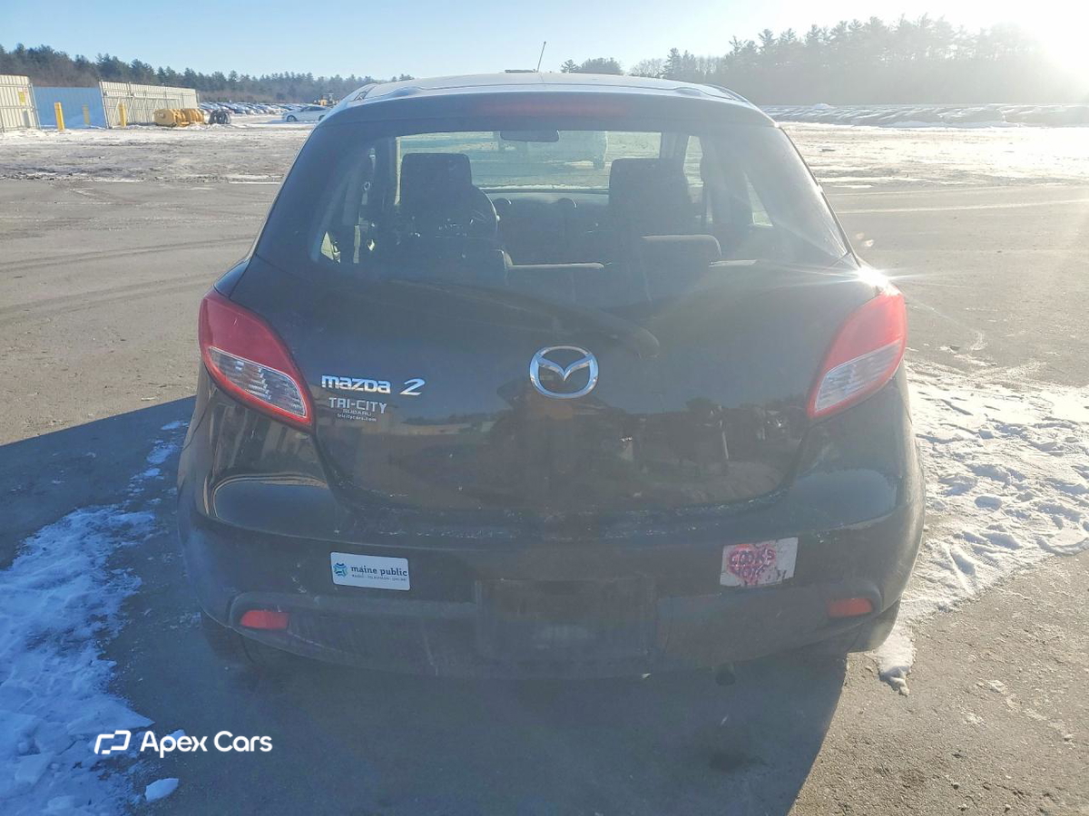Mazda 2 2012