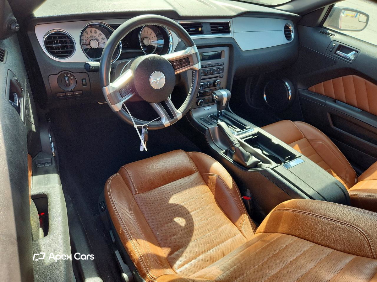 Ford Mustang 2011