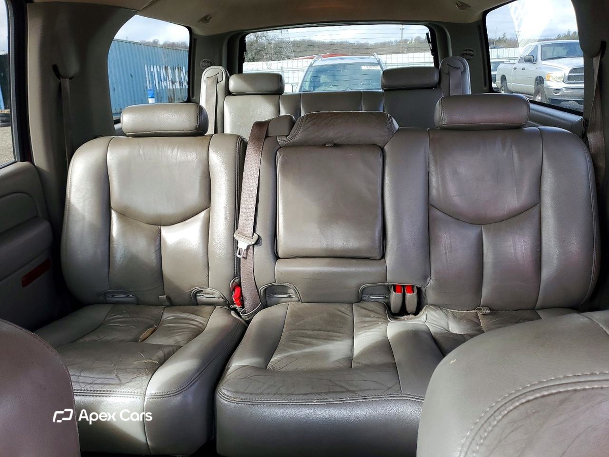 Chevrolet Suburban 2005