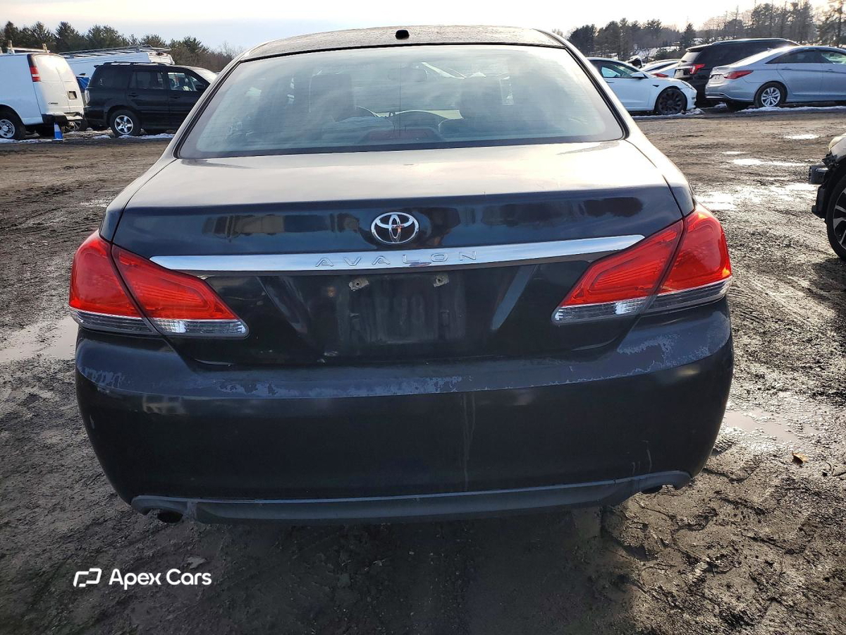 Toyota Avalon 2012