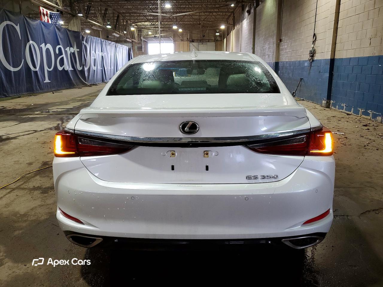 Lexus ES 2024
