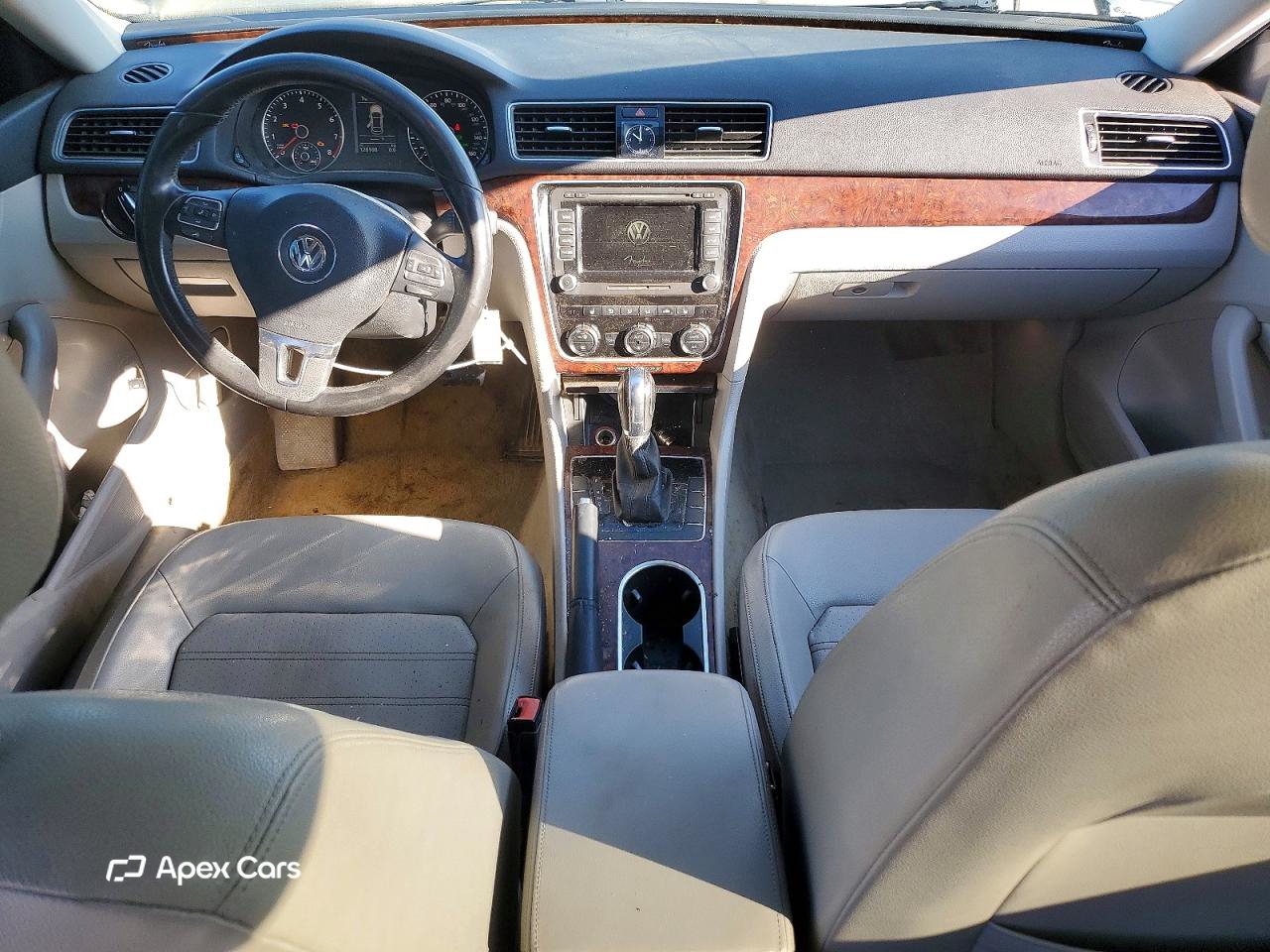 Volkswagen Passat 2013