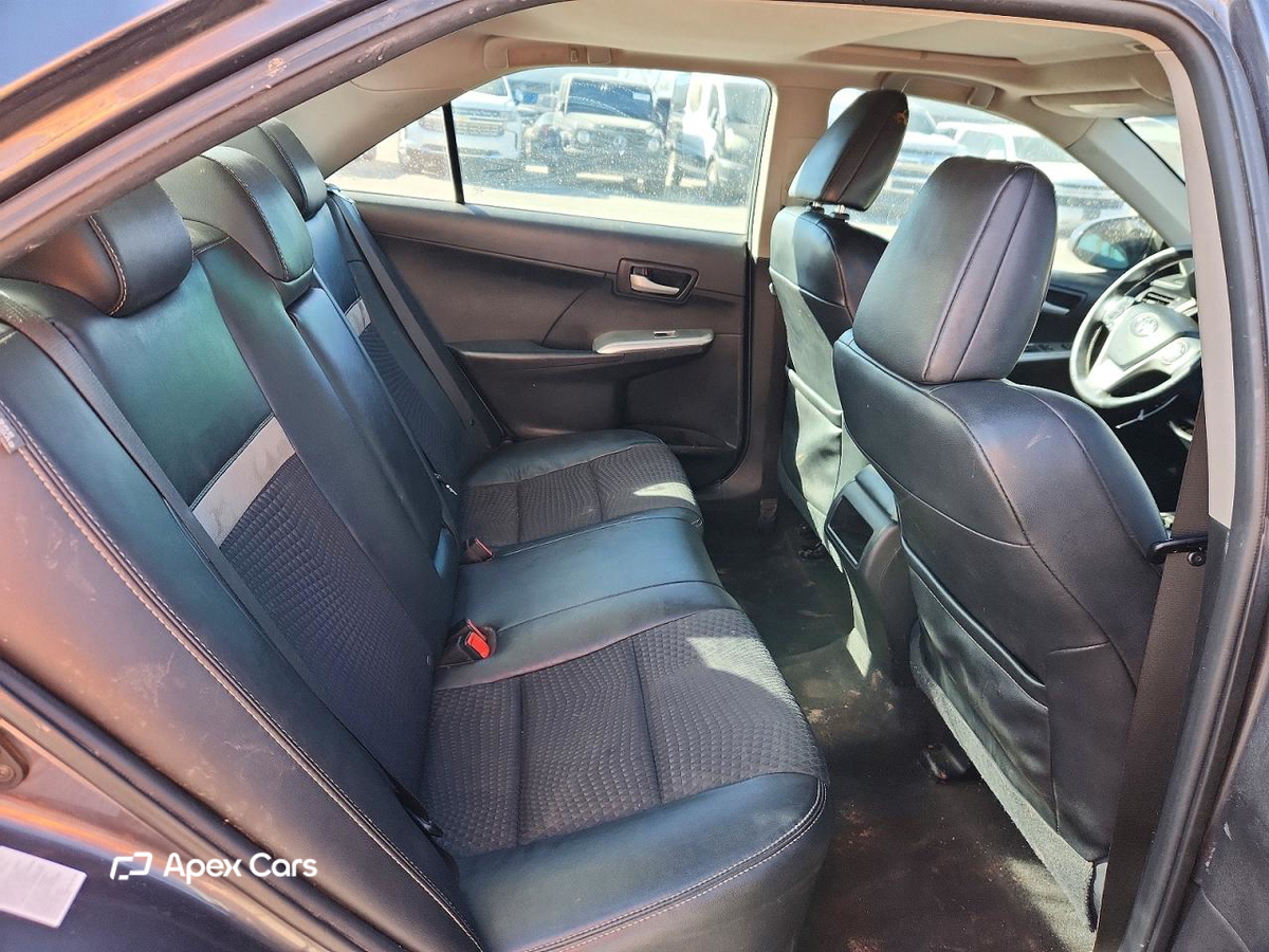 Toyota Camry 2012