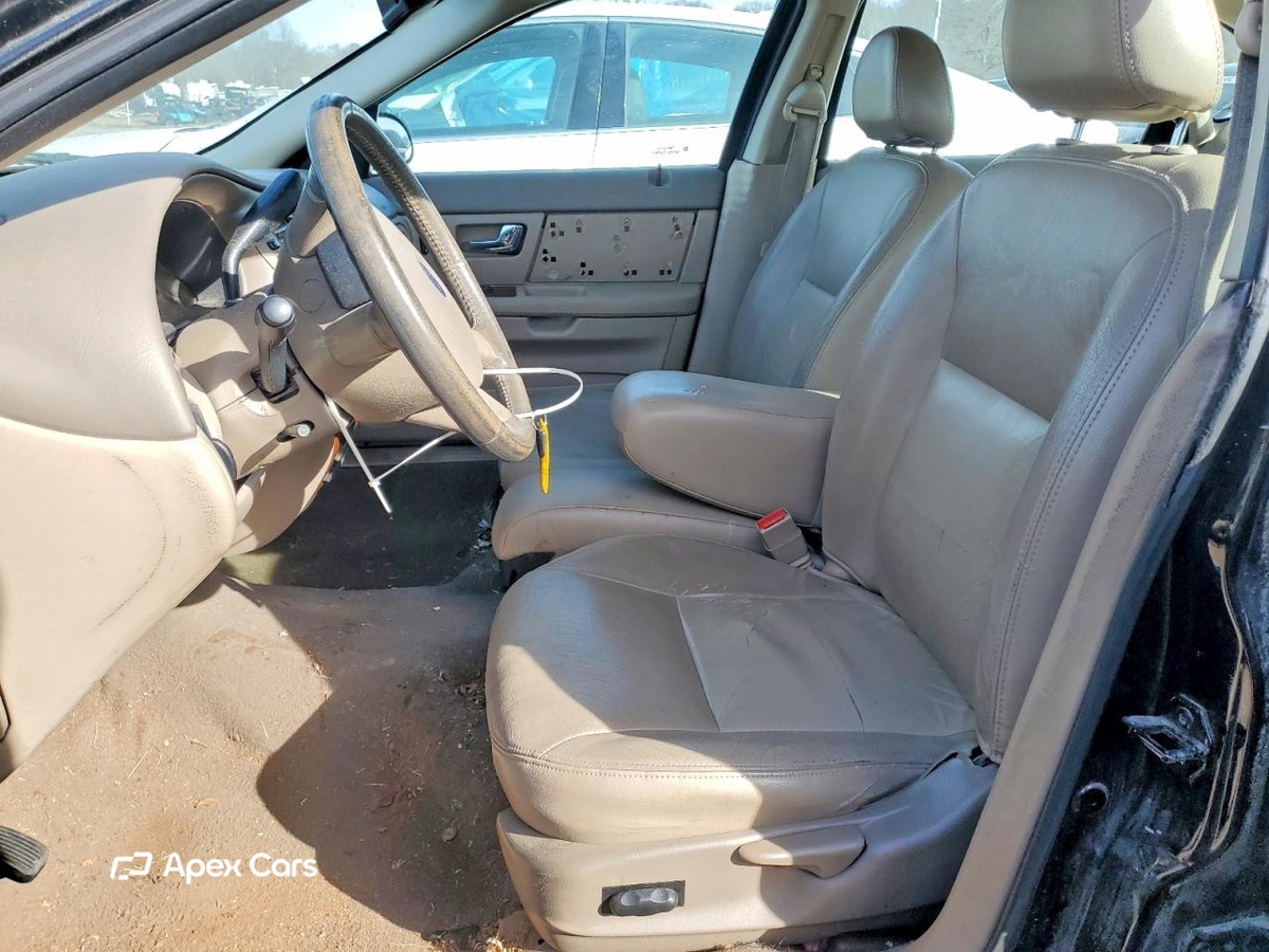 Ford Taurus 2005