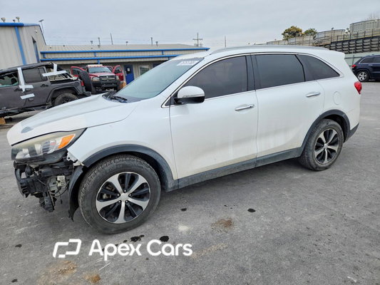 Kia Sorento 2016 - Image 1 of 13