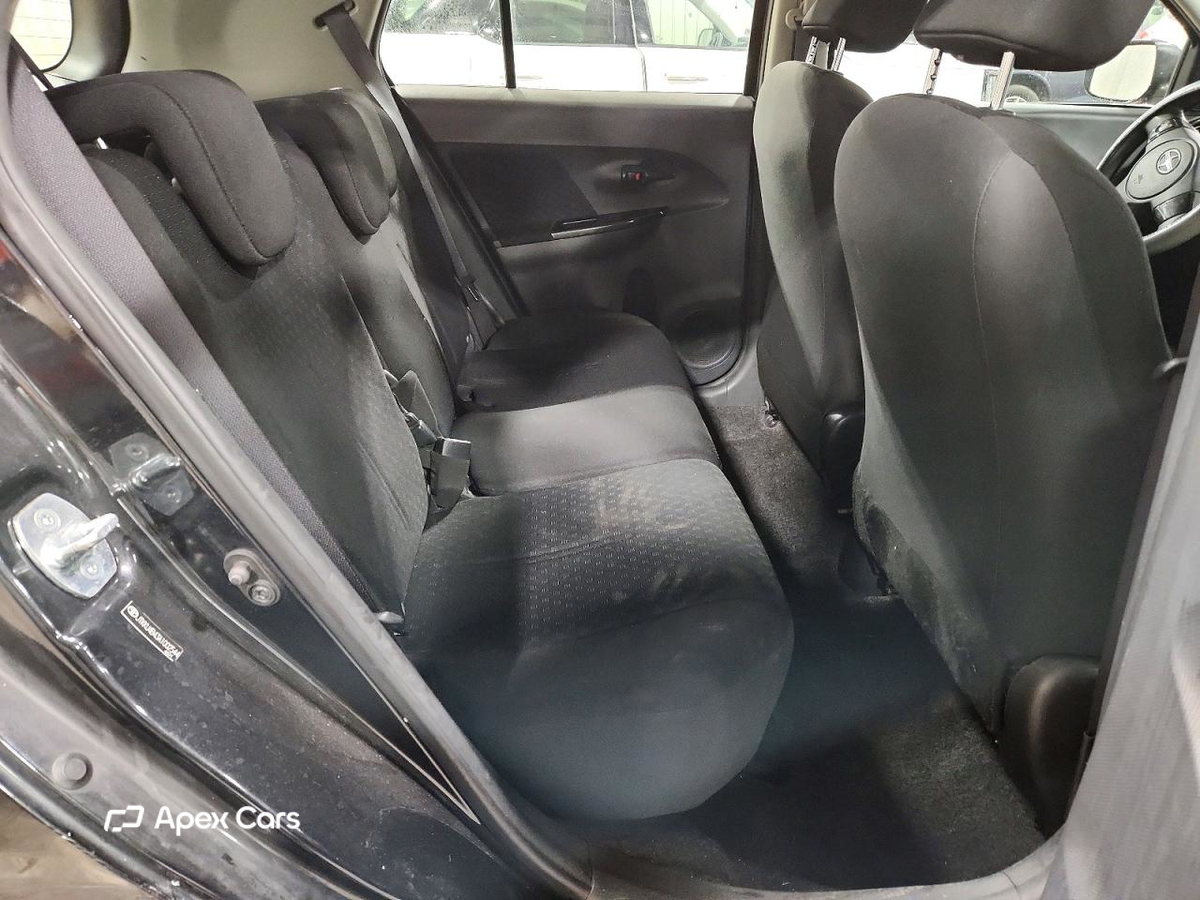 Scion xD 2010