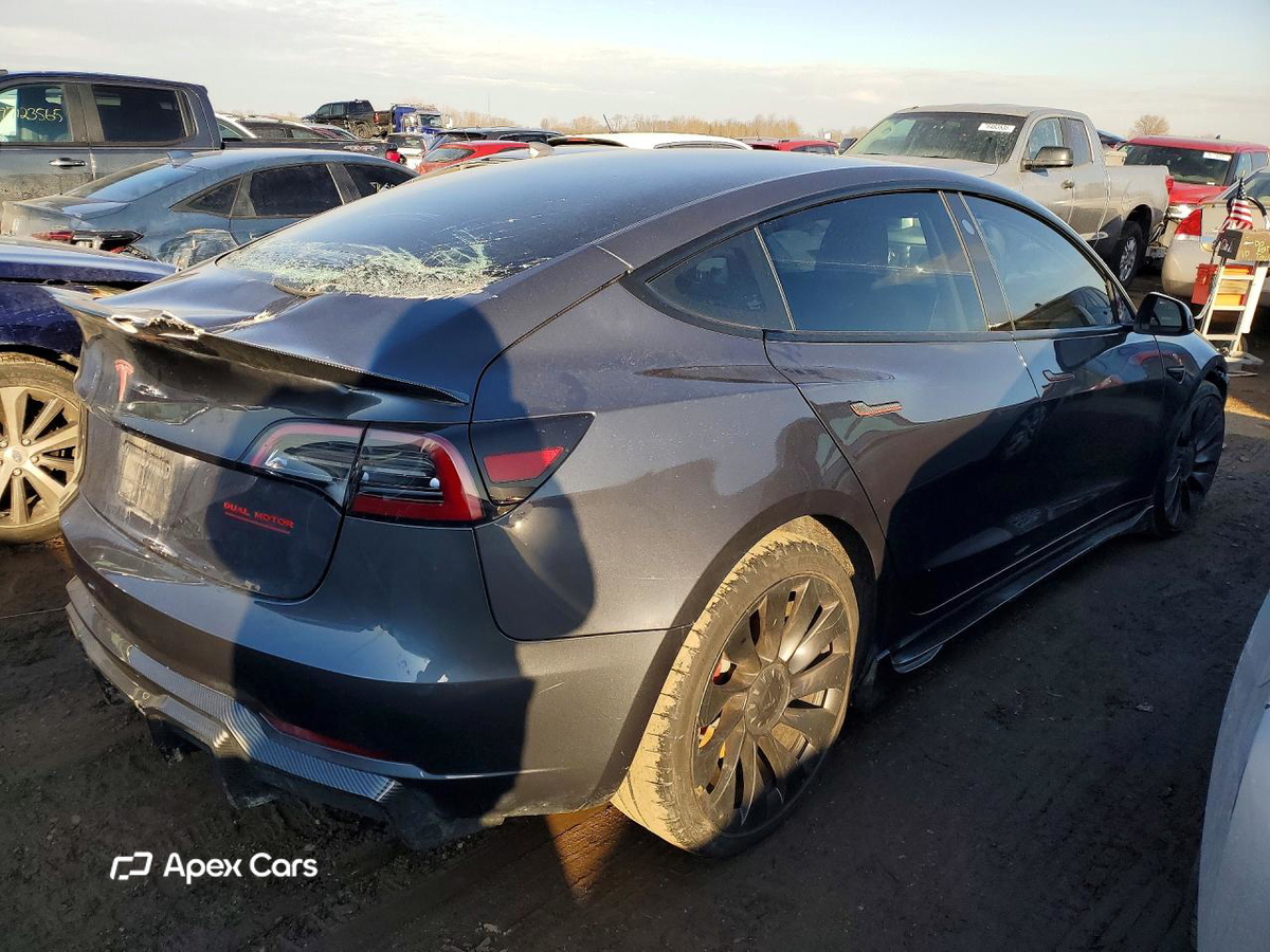 Tesla Model 3 2023