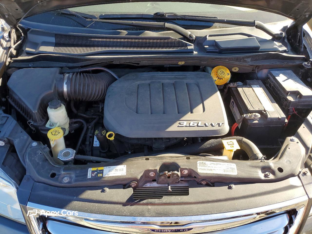 Chrysler Voyager 2015