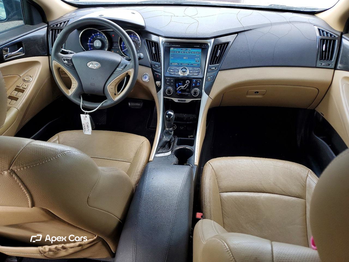 Hyundai Sonata 2011