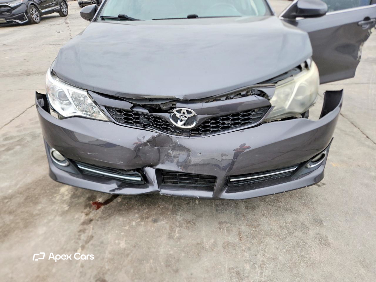 Toyota Camry 2012